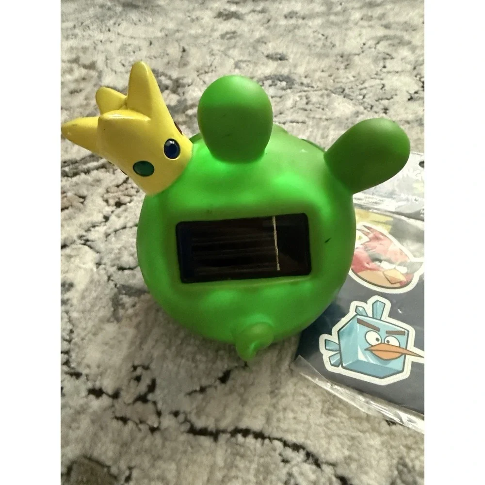 Angry Birds Solar Lamp And Magnets Lot